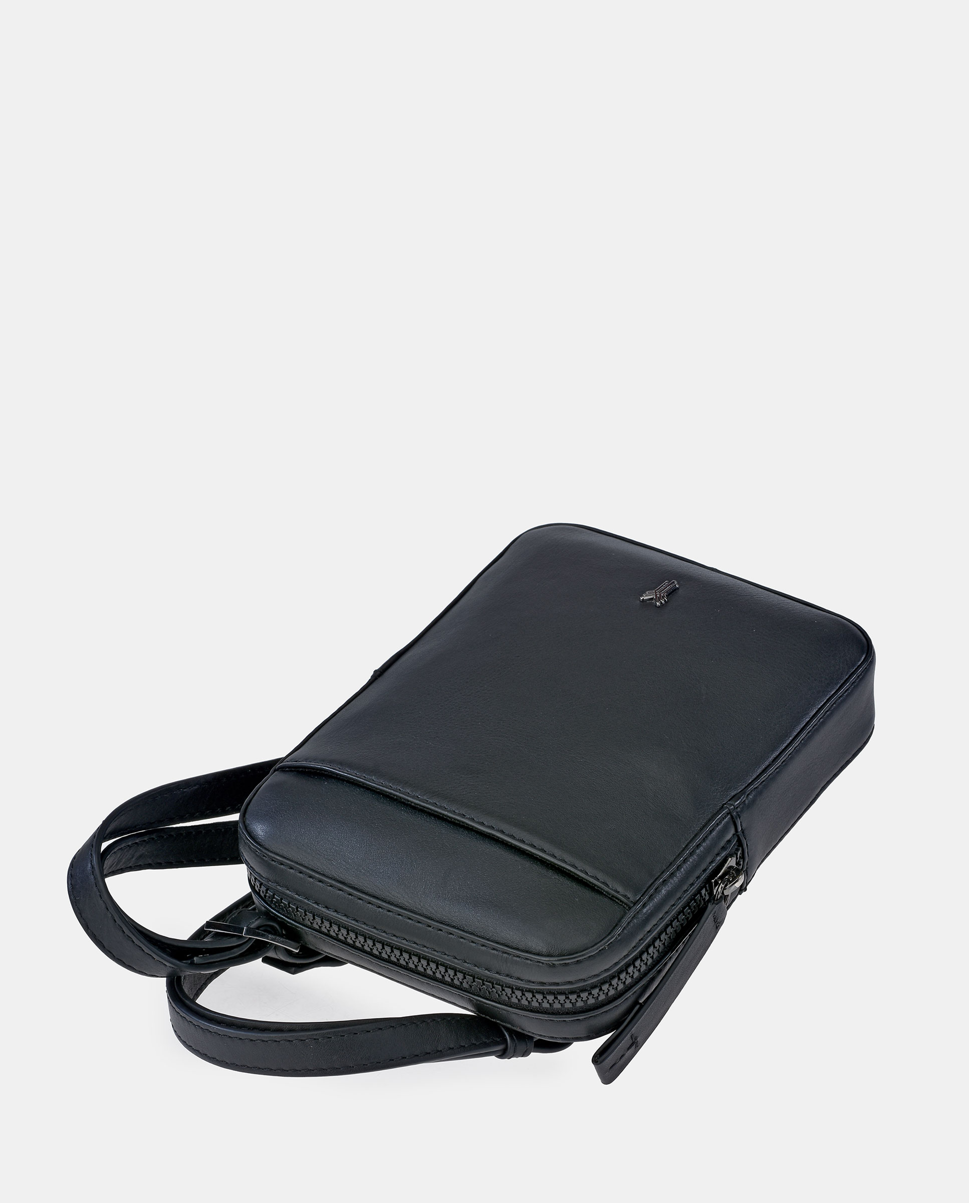 Mala Cruzada em Pele com Alça de Tiracolo Larga em Nylon - Preto Preto-4
