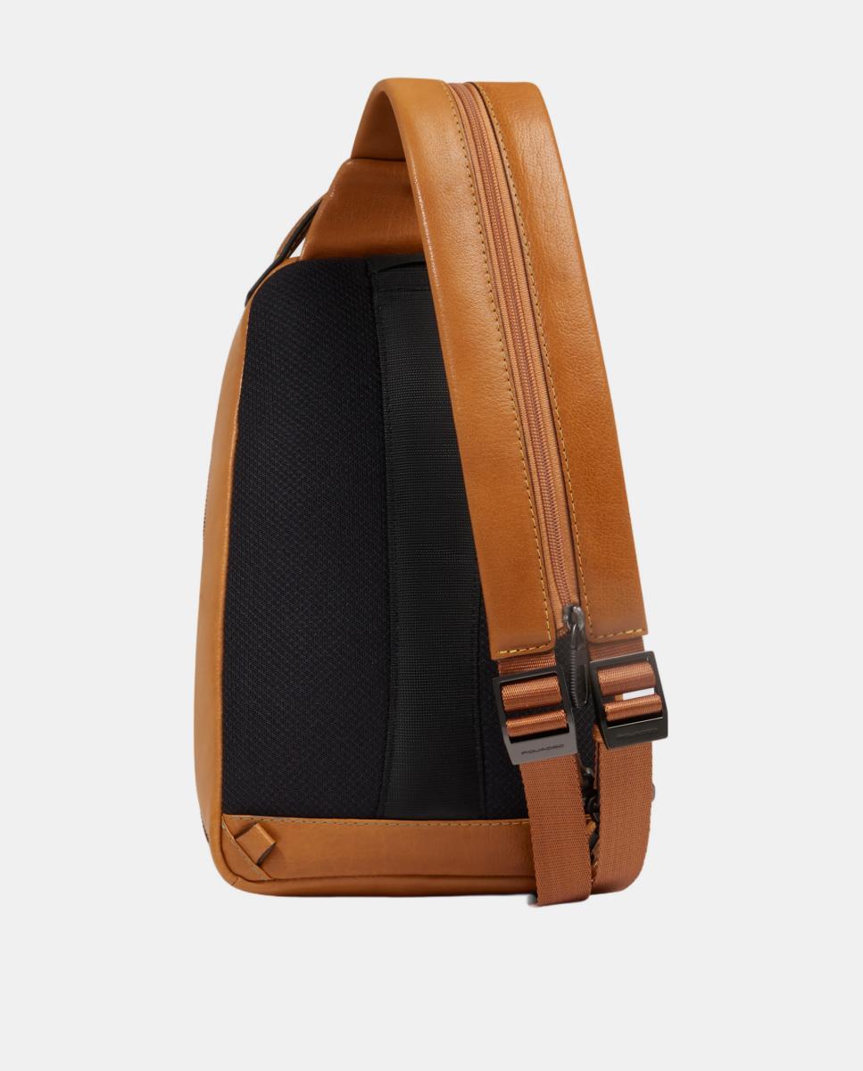 Mala a Tiracolo Conversível em Mochila em Pele para iPad® Mini Unissexo Castanho-3