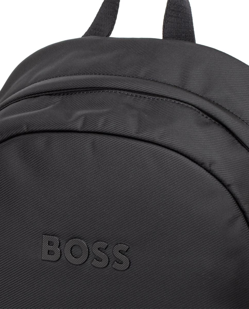 Mochila em Tecido Técnico com Bolso à Frente Preto-3