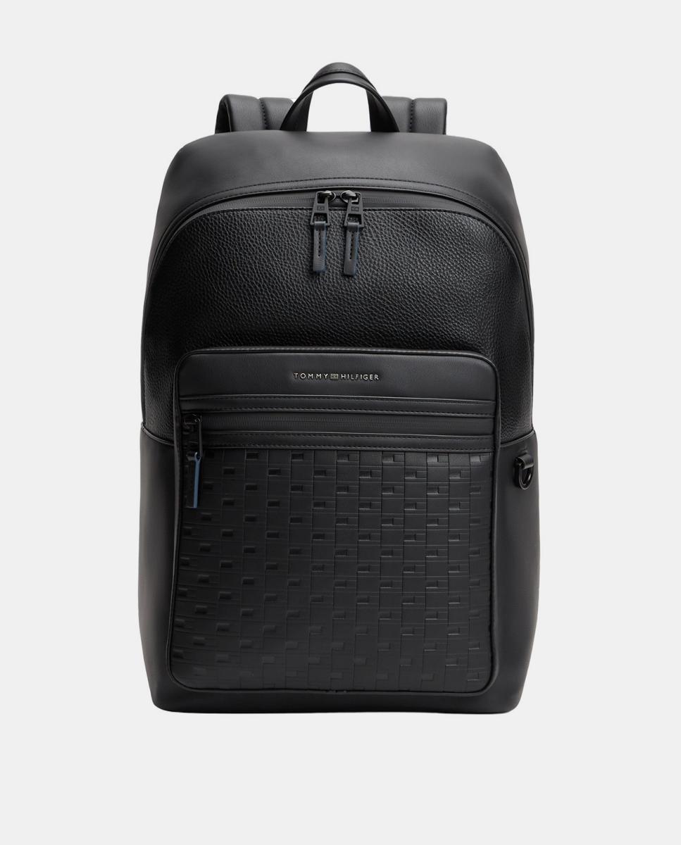 Imagem 0 de Mochila em Ecopele com Insígnia à Frente