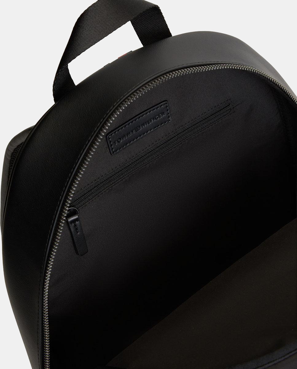 Mochila em Ecopele. Preto-4