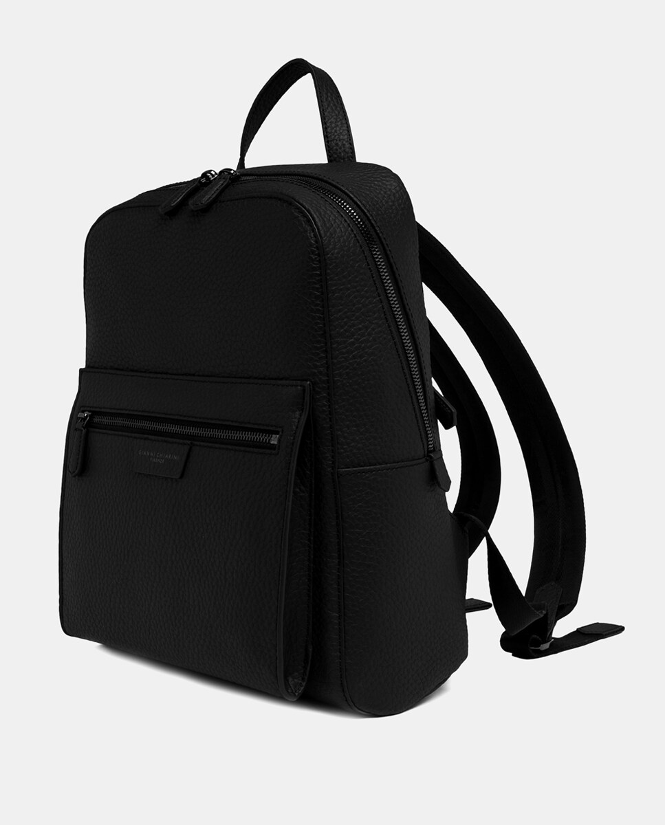 A nova mochila Florence é elegante sem abdicar do espaço. Elaborada em pele de granulado grande. Preto-2