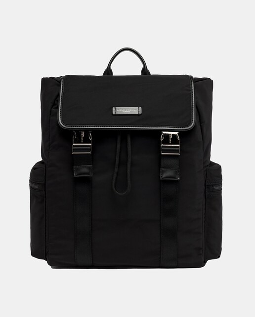 Imagem 0 de Oslo, a nova mochila casual. Fabricada em nylon com acabamentos em pele a condizer.