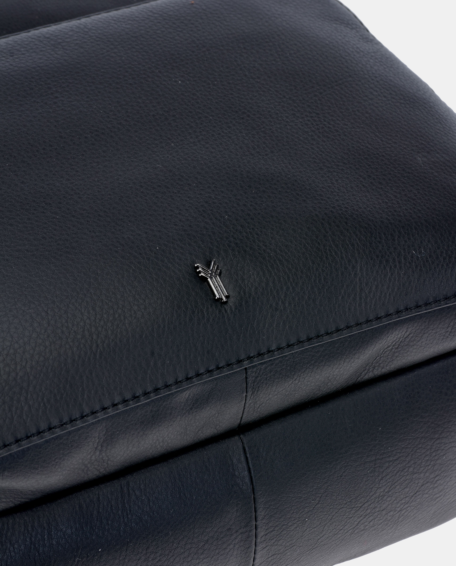 Mochila em Pele com Fechos de Correr - Preto Preto-4