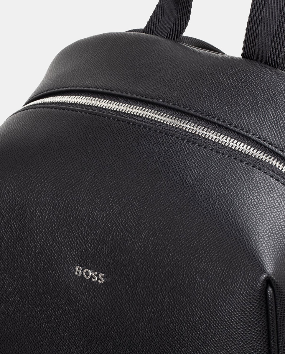 Mochila em Pele Preto-3