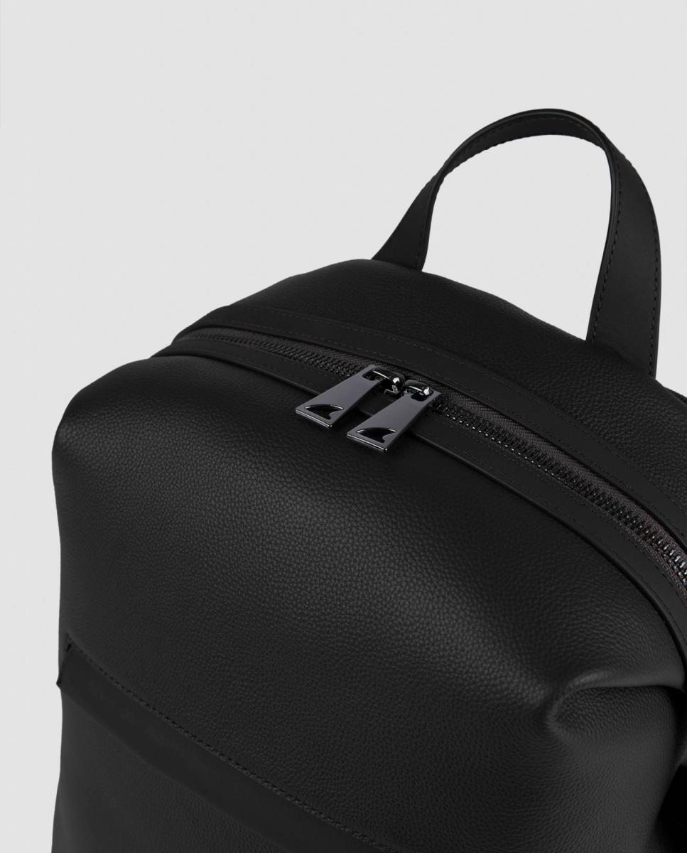 Mochila em Pele Preto-4