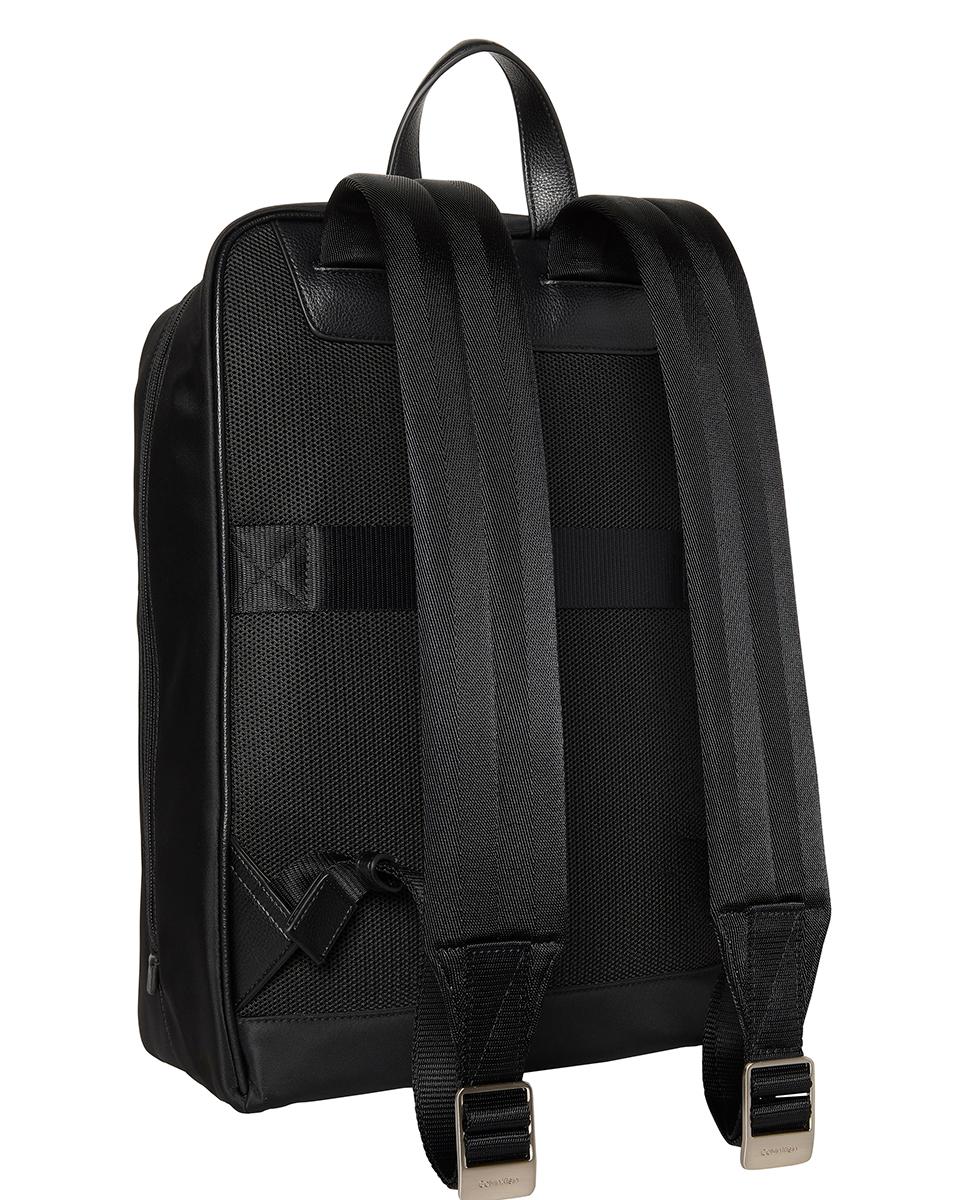 Mochila com Bolsos Preto-3