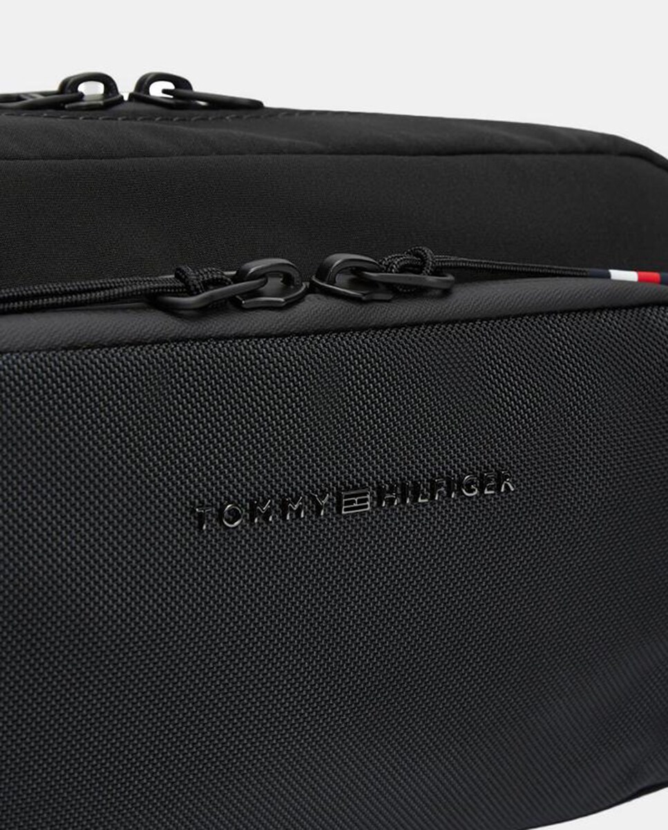 Nécessaire com Desenho de Logótipo à Frente Preto-2