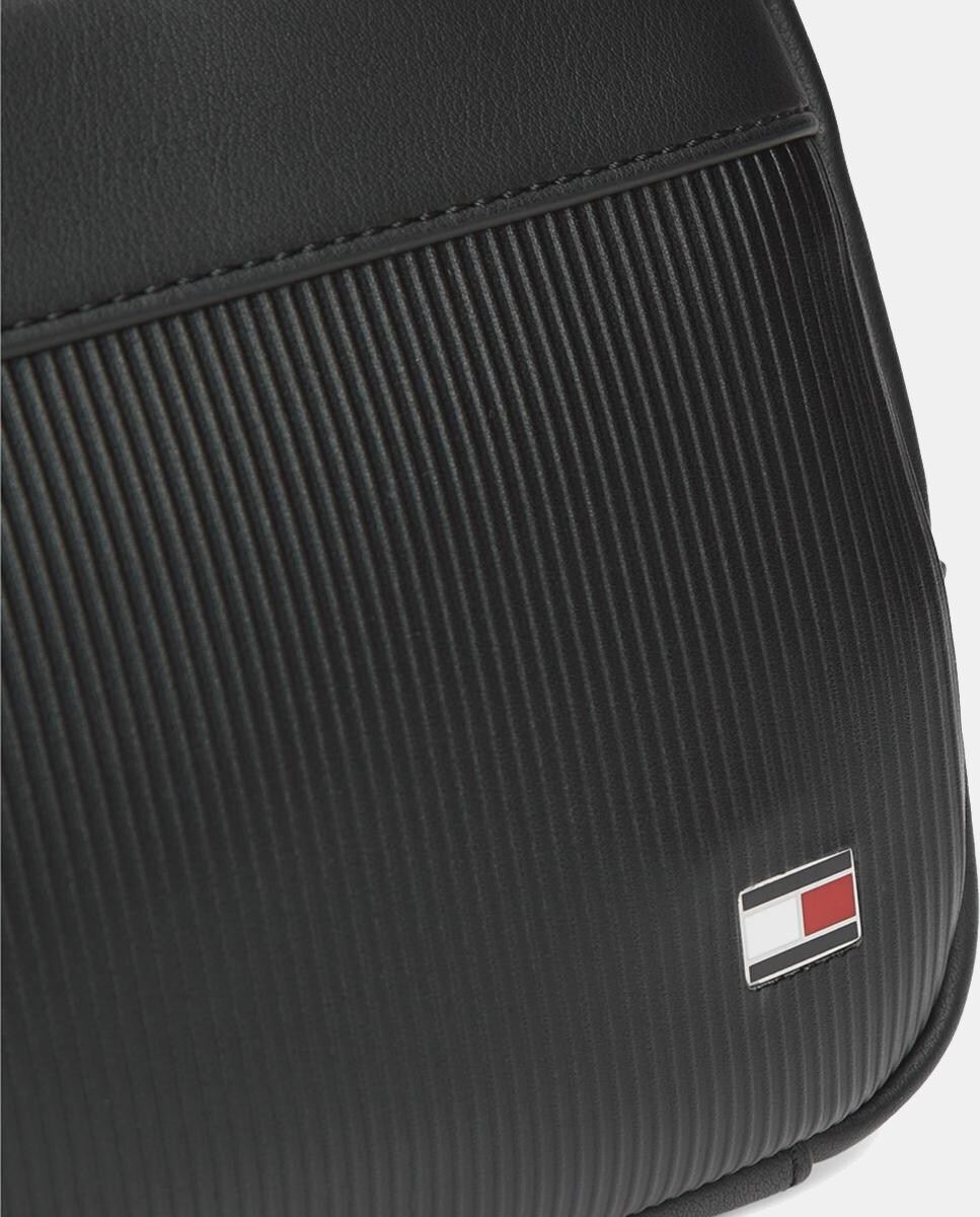 Nécessaire em Ecopele com Desenho de Logótipo à Frente Preto-2