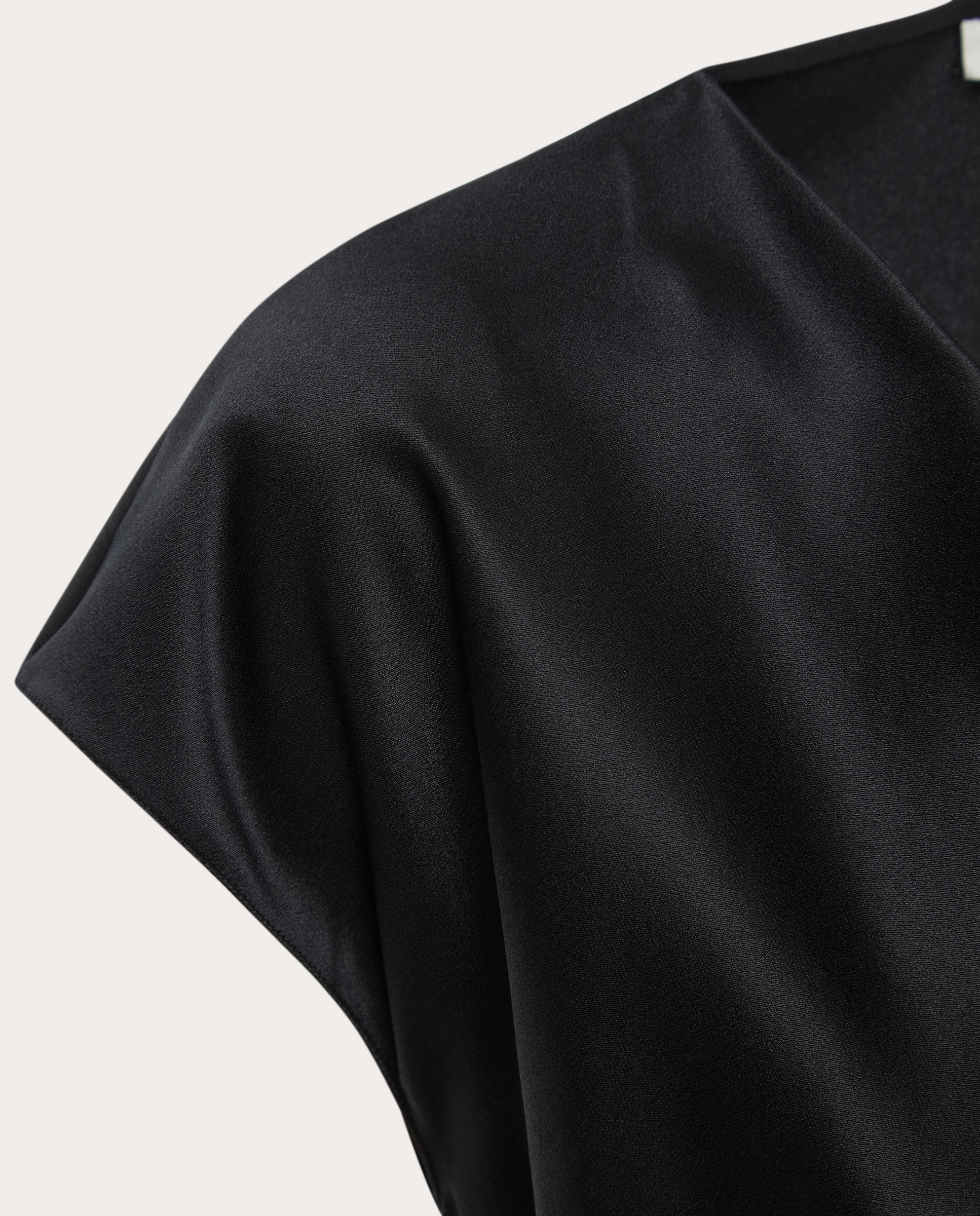 Blusa de Seda Preto-4