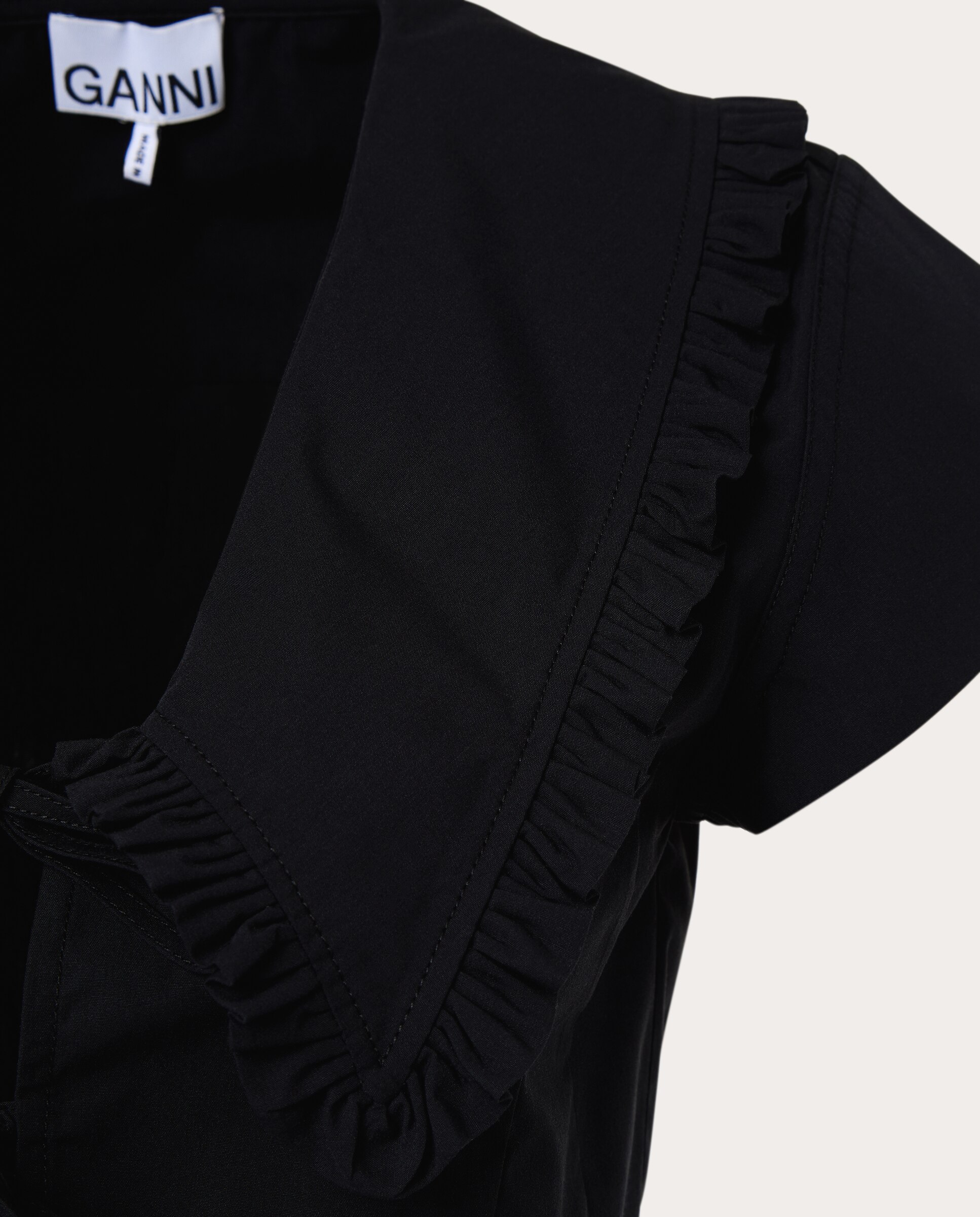 Blusa de Manga Curta e Peplum Preto-3