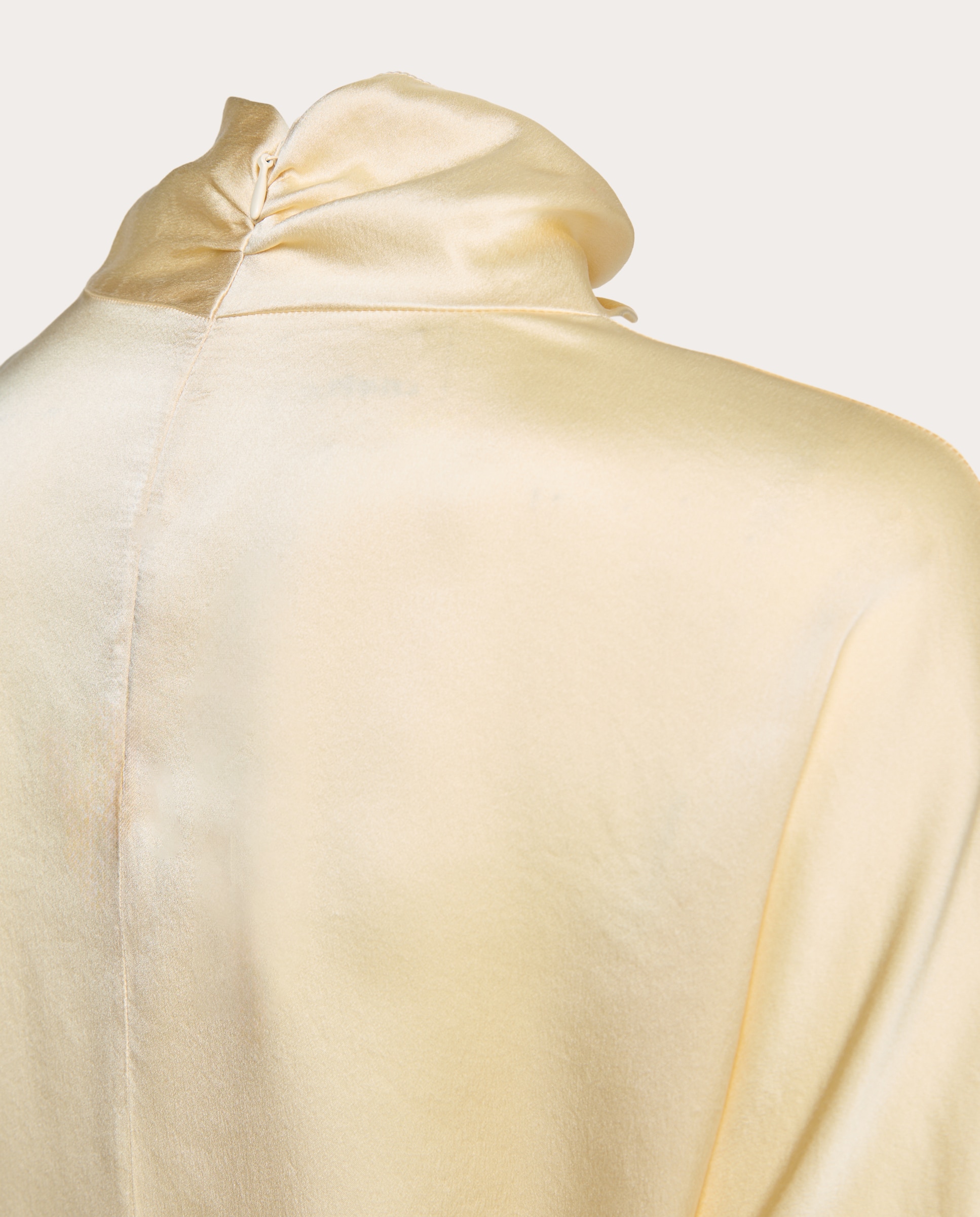 Camisa de seda Cru-4