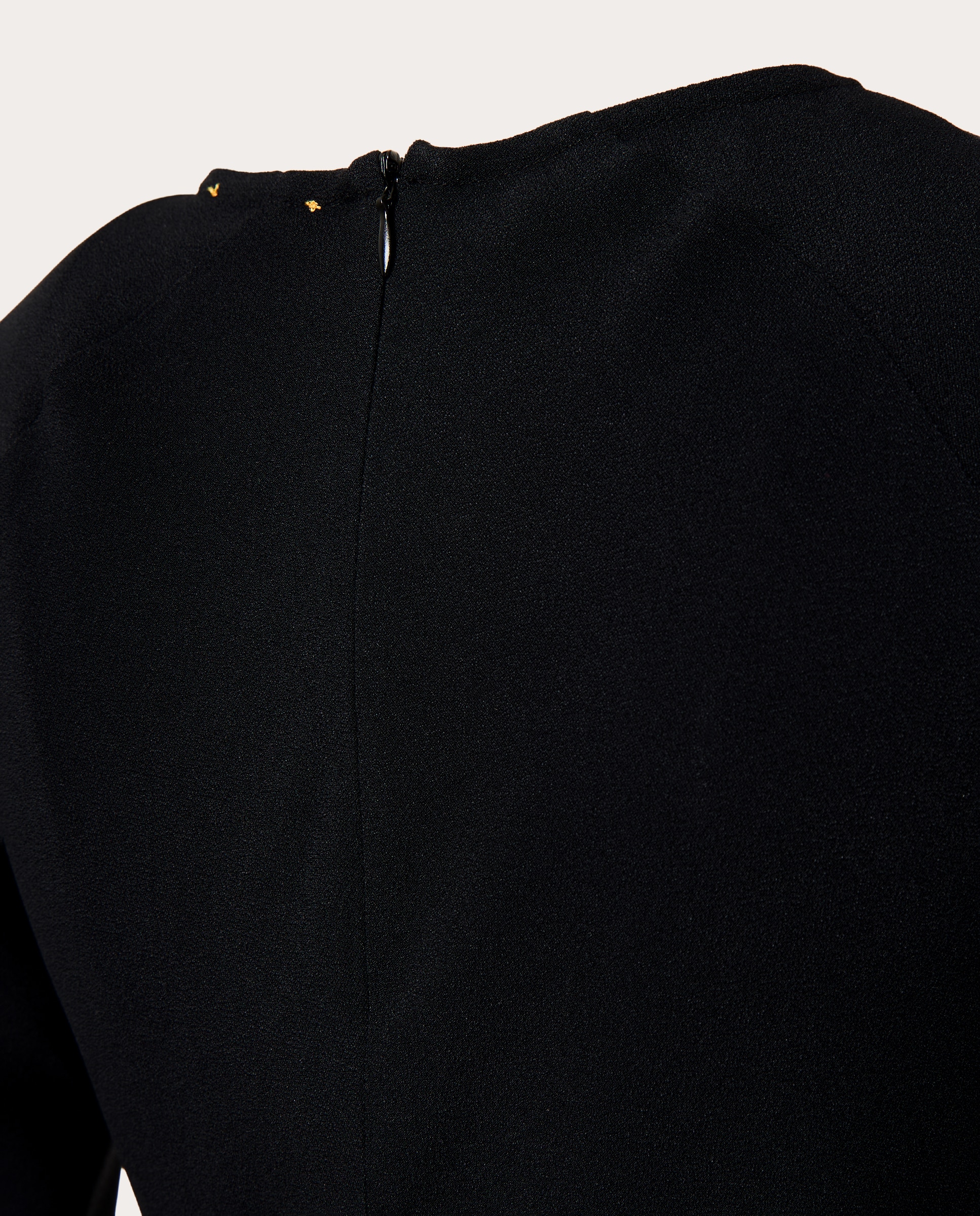 Vestido de satén con flor joya - Negro Negro-6