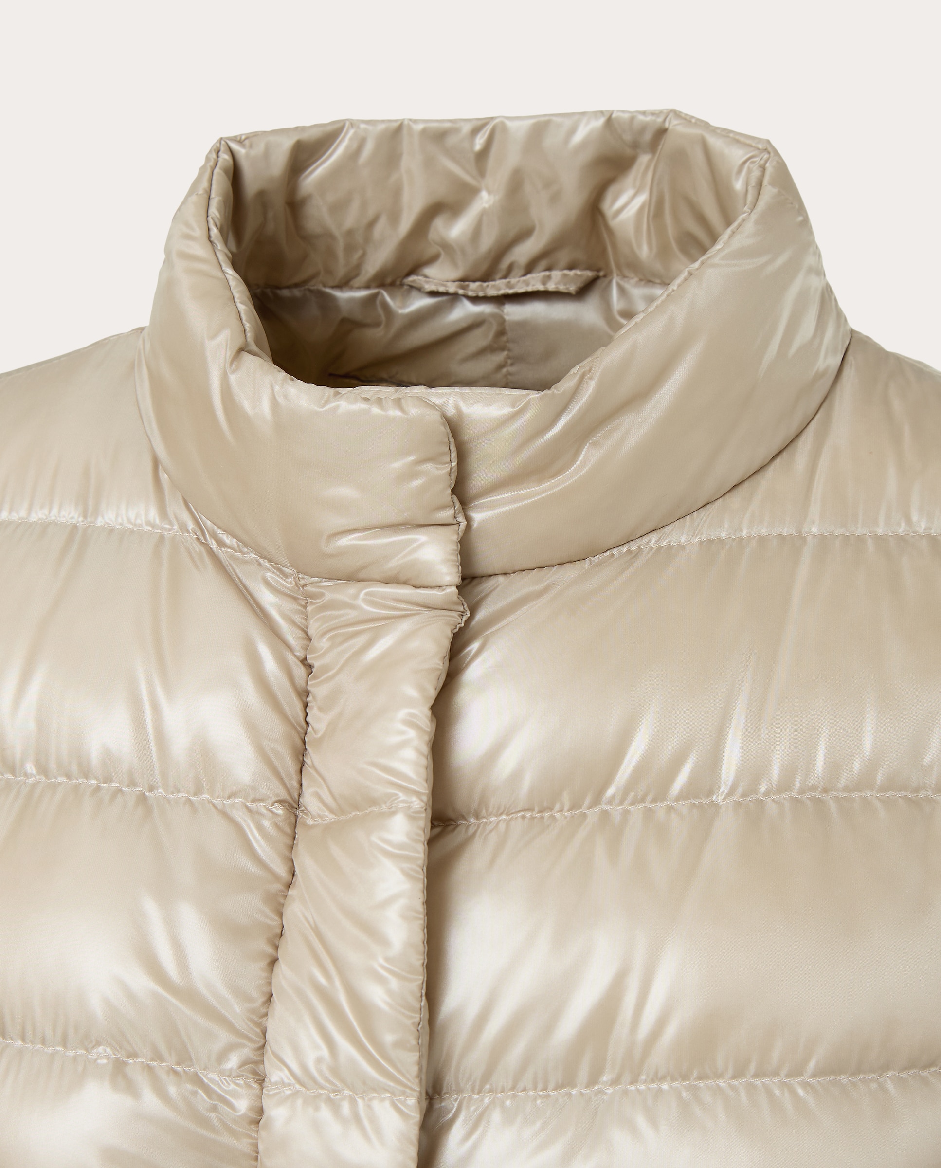 Imagen 3 de Chaleco con acolchado ligero - Crema Crema