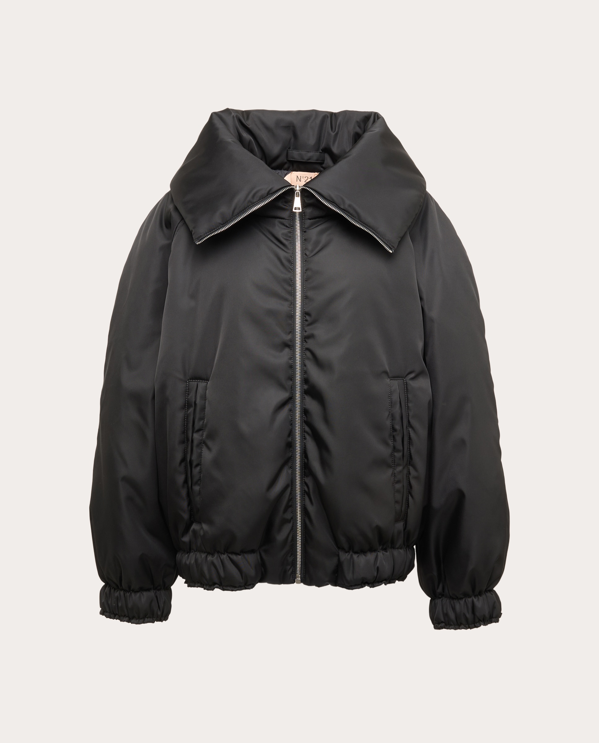 Imagen 0 de Chaqueta acolchada con capucha Negro