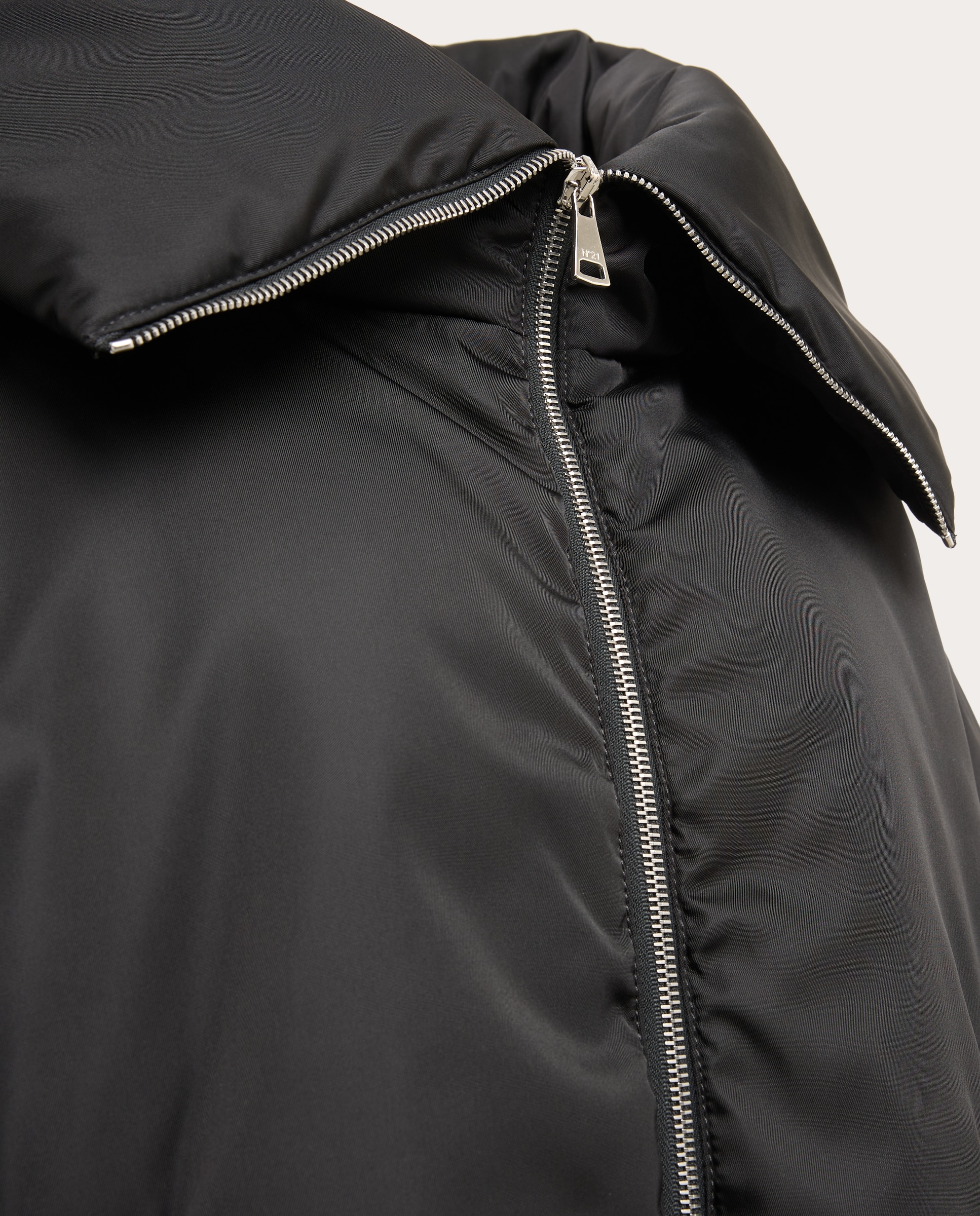 Chaqueta acolchada con capucha - Negro Negro-4