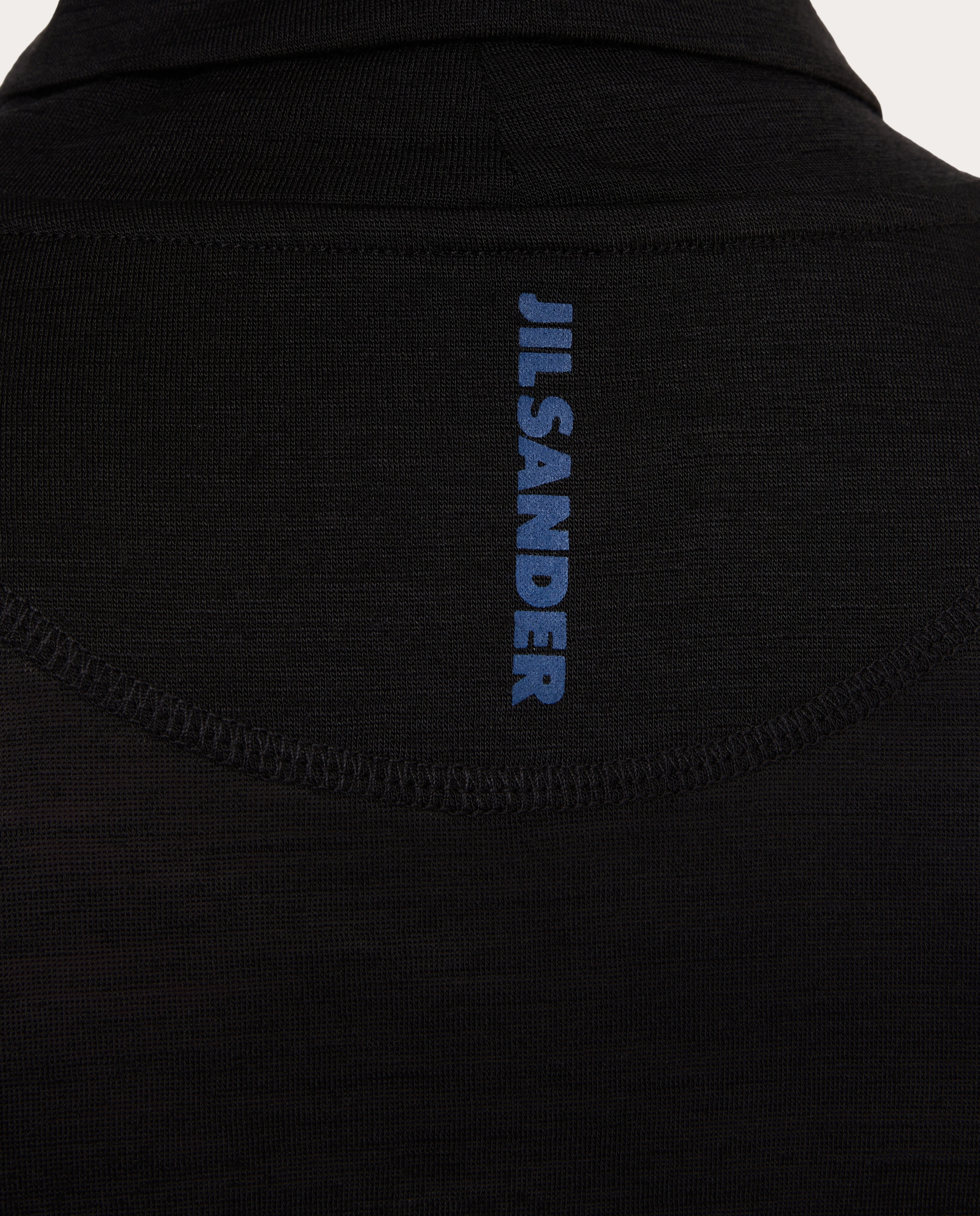 Imagen 4 de Camiseta de cuello vuelto - Negro Negro