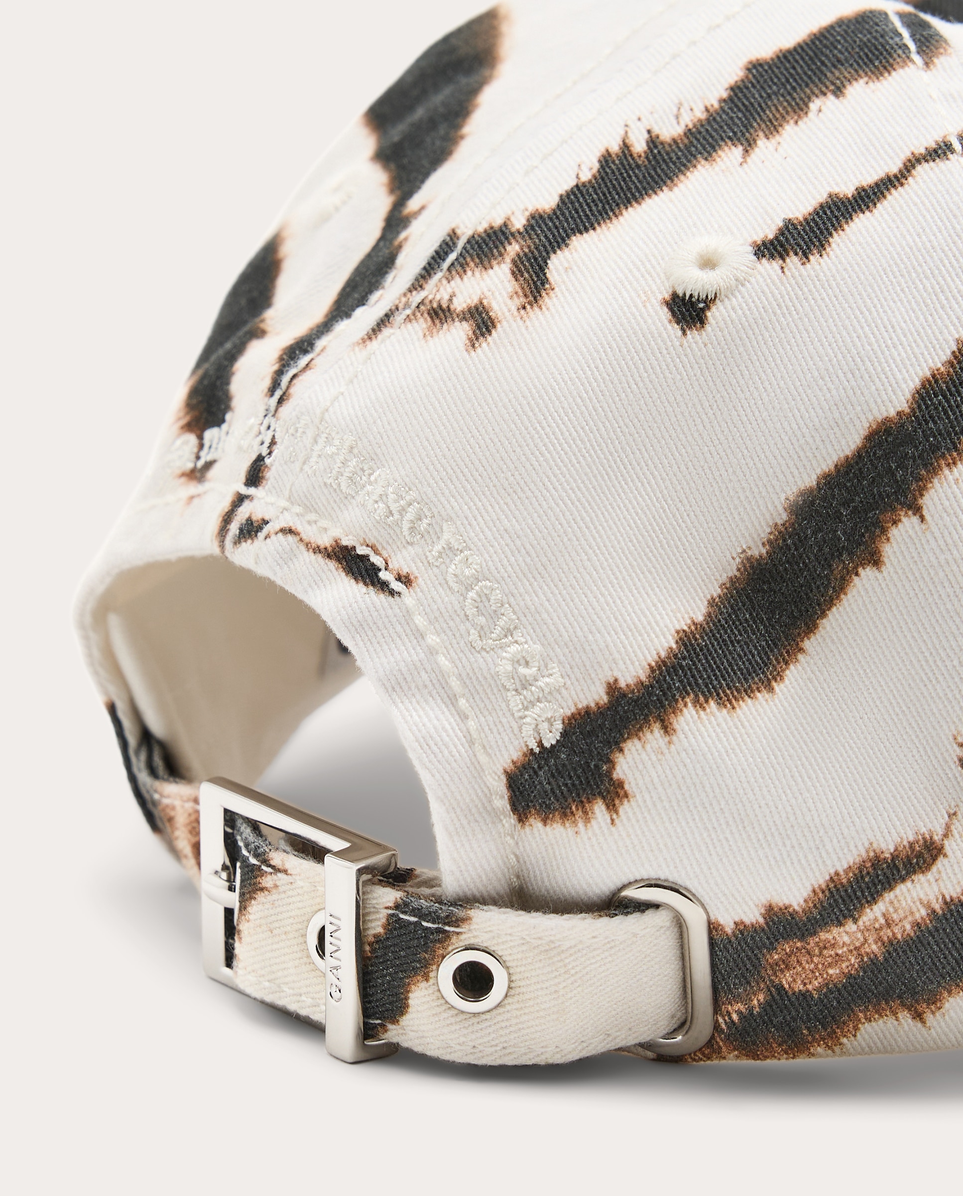 Imagen 3 de Gorra animal print - Blanco Blanco