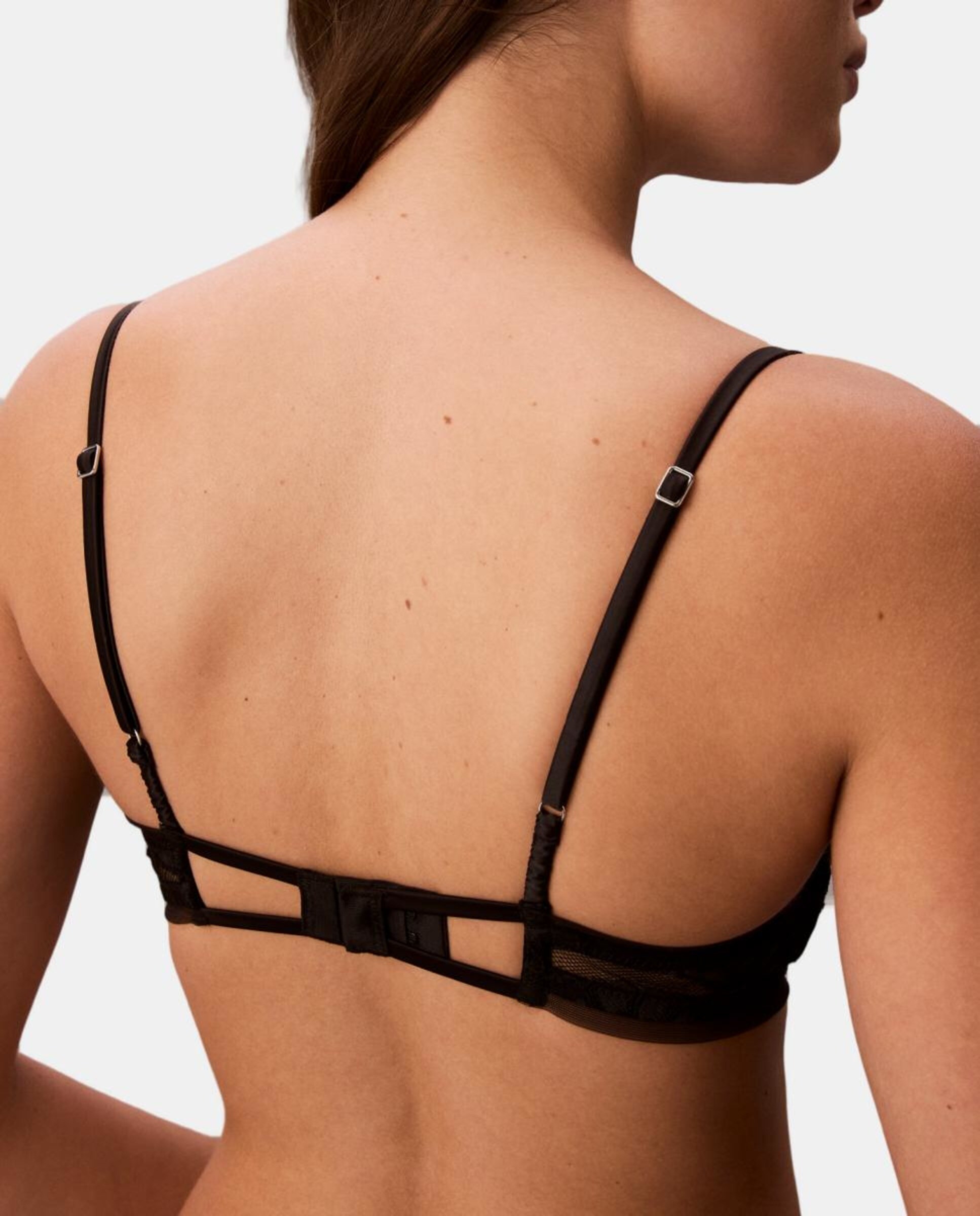 Soutien com Aro e Copa Moldada CK Black Bridal Preto-5