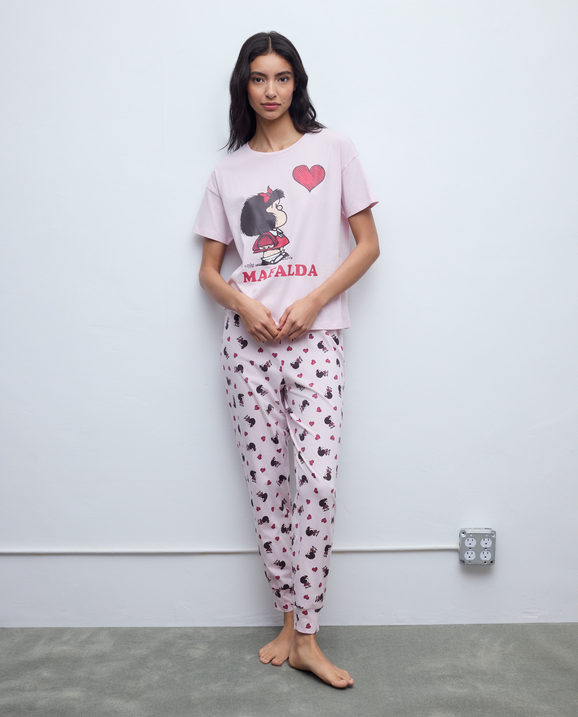 Imagen 0 de Pijama Mafalda y corazon 200 Rosa