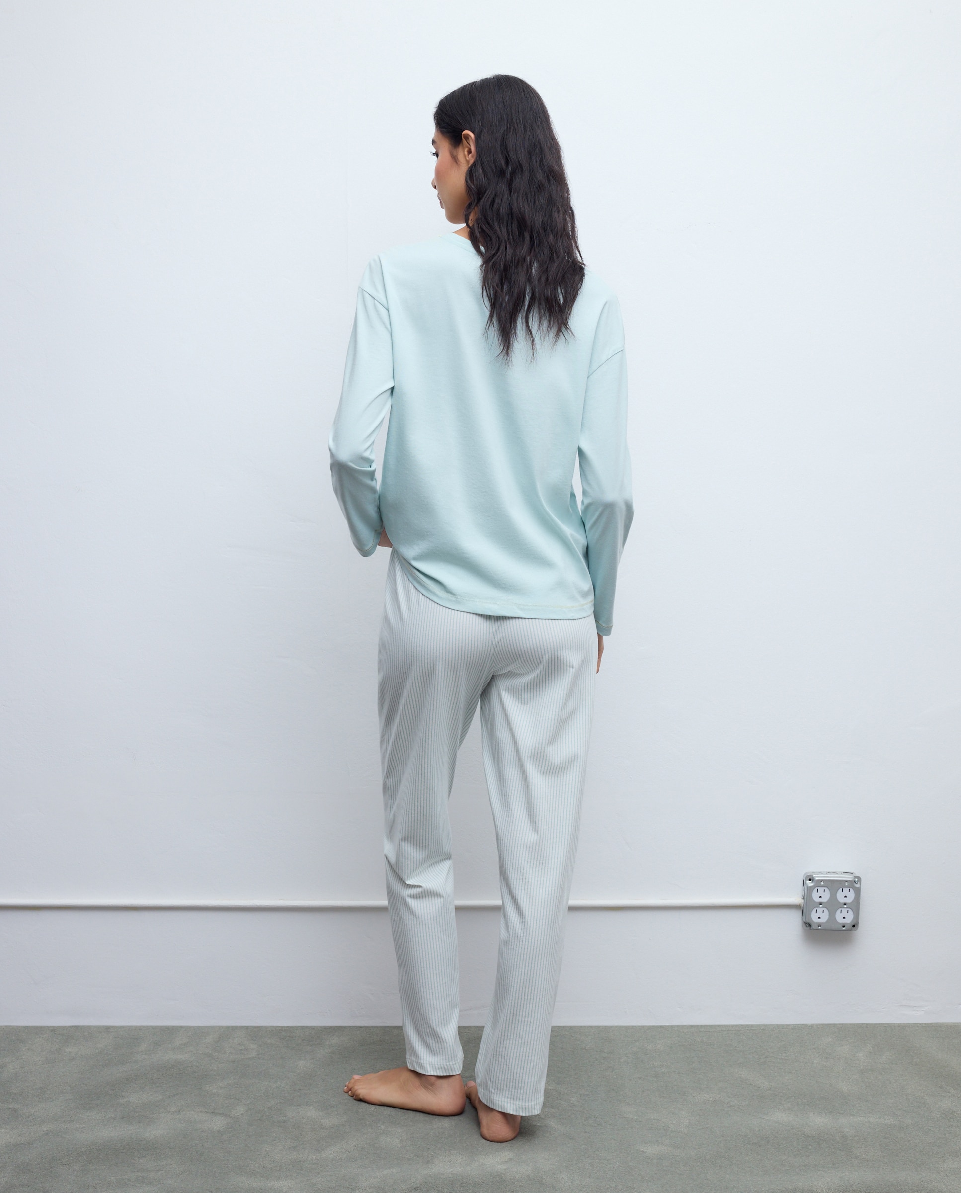 Pijama de mujer Minnie - Easy Wear - Verde Verde-2
