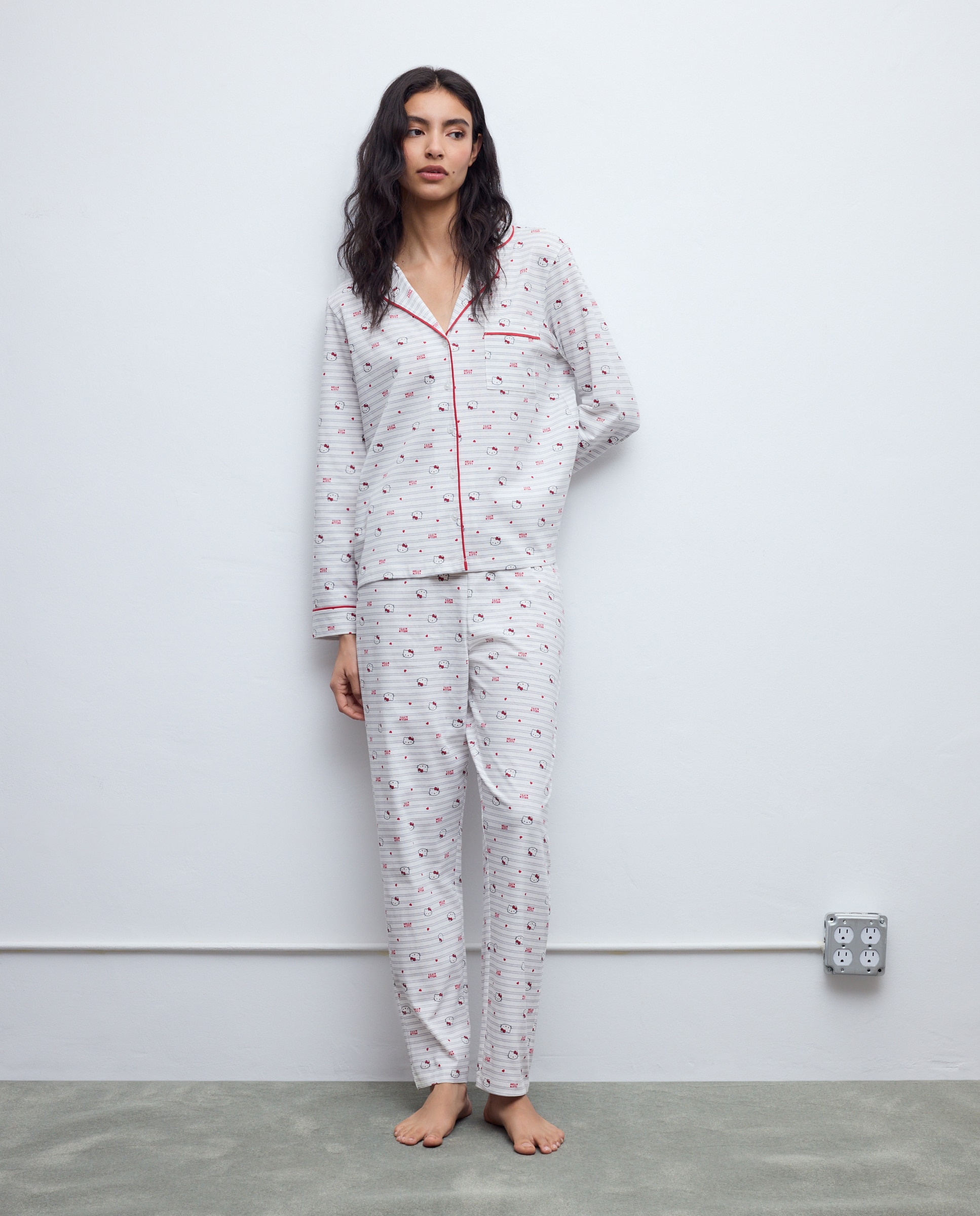 Imagem 0 de Pijama Completo Hello Kitty Cabecinhas