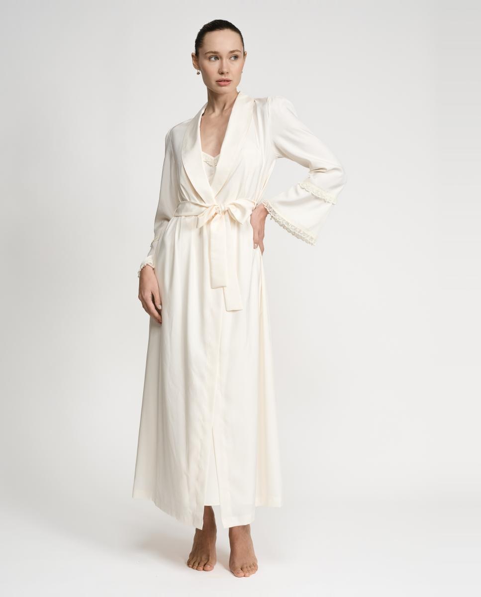 Imagem 0 de Robe Comprido de Cetim Mate com Rendas