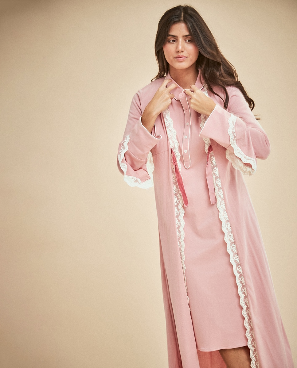 Robe com Renda nos Rebordos e Fita de Veludo no Peito Rosa-2