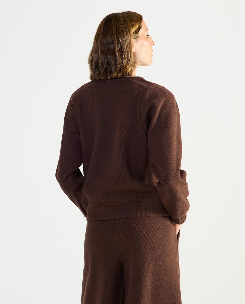 Sweatshirt - Cor de Chocolate Castanho-2