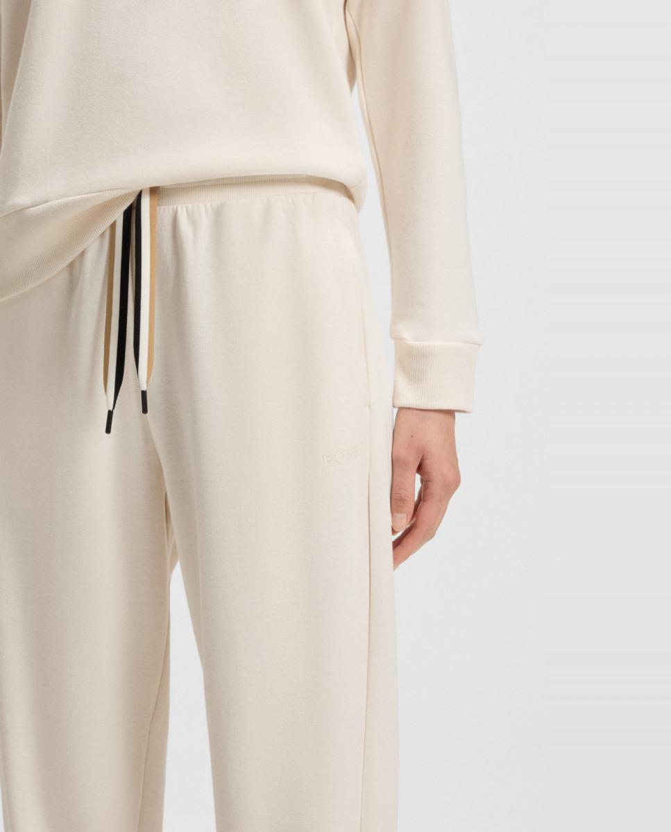 Pantalón jogger regular fit confeccionado en algodón orgánico color ...