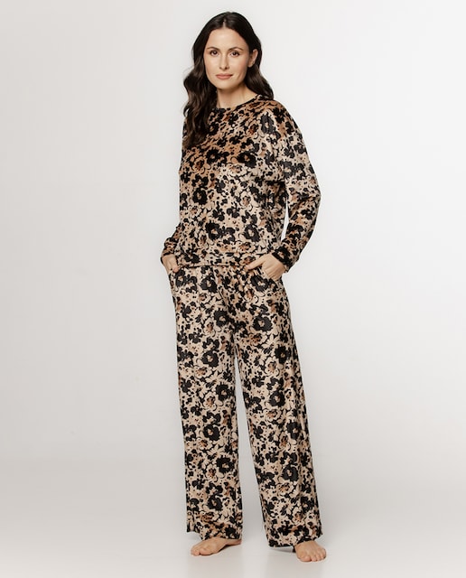 Imagen 0 de Pijama terciopelo estampado de mujer