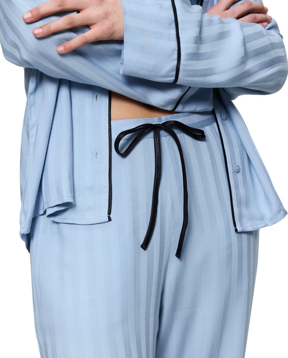 Pijama Clássico Estilo Boyfriend Confecionado em Viscose Azul-claro-3