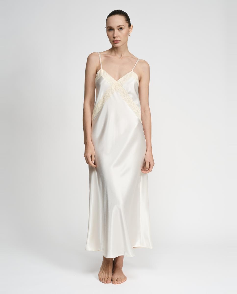 Imagem 0 de Camisa de Dormir de Cetim com Rendas Cruzadas