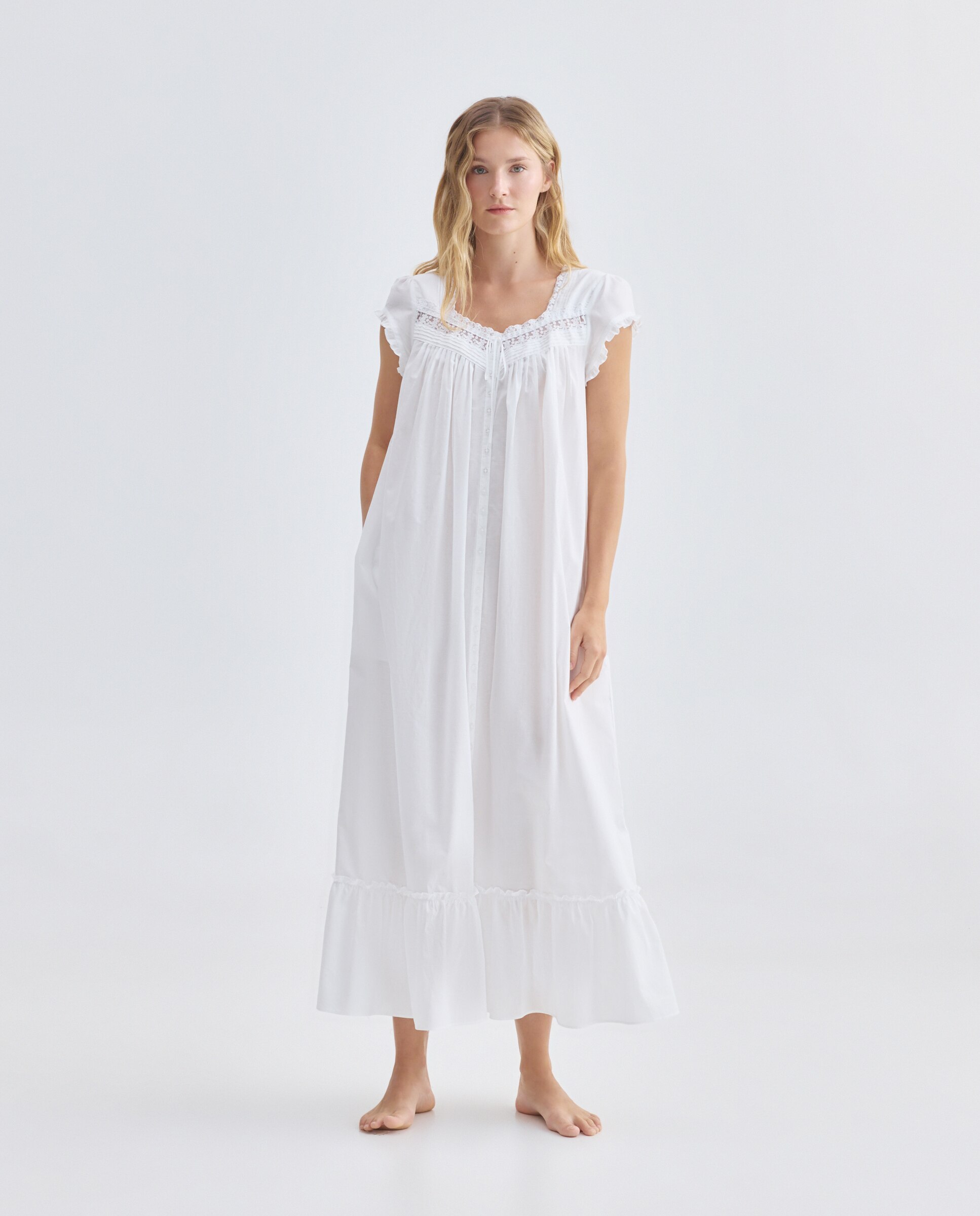 Imagem 0 de Camisa de dormir curta de mulher