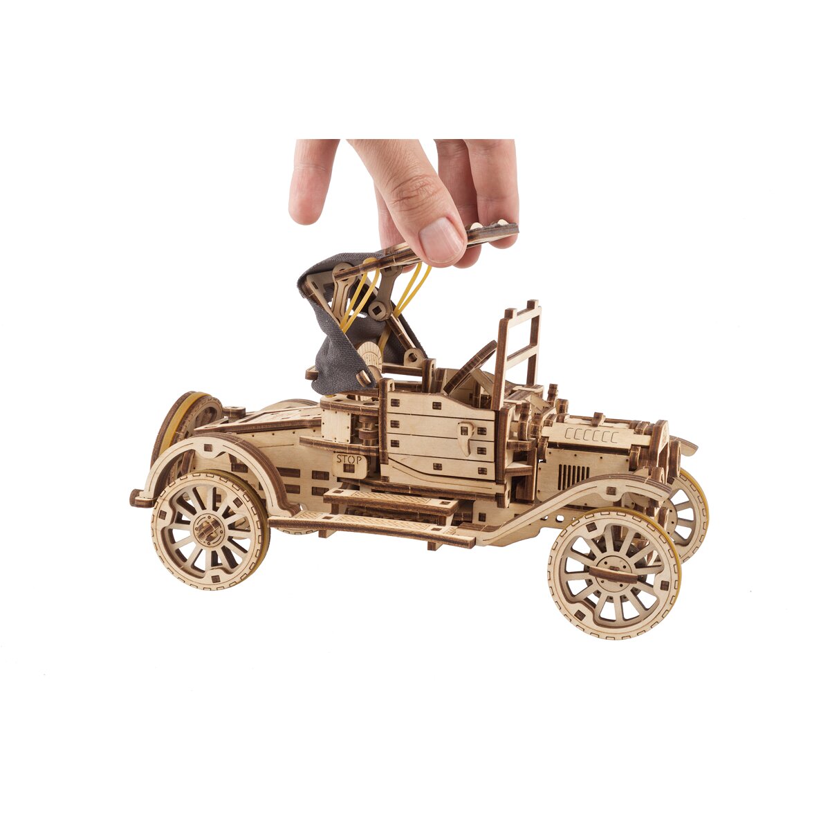 Maqueta Ugears T Retro car 2