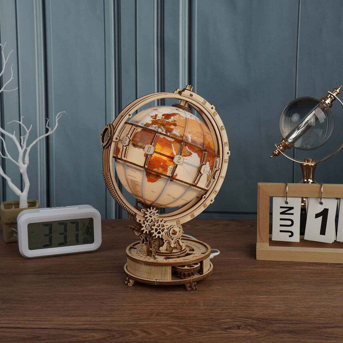 Maquete De Madeira Rokr Luminous Globe 7