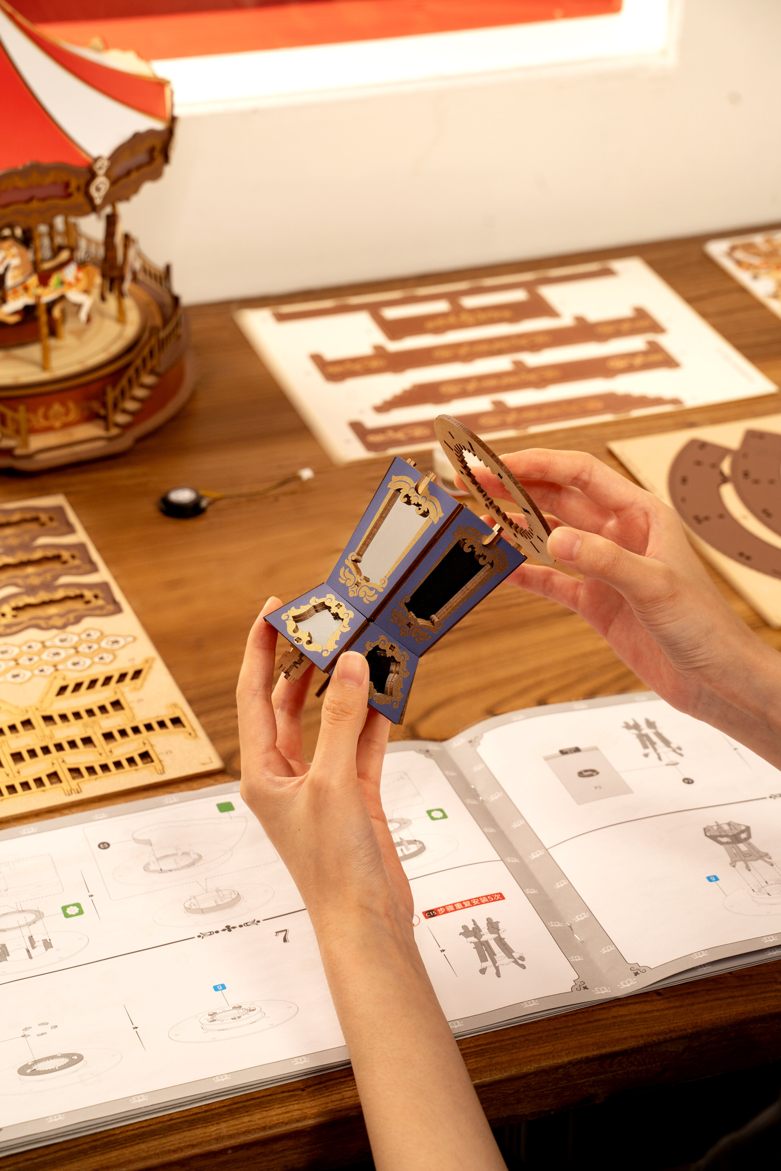 Maquete de Madera Classic Carousel 14