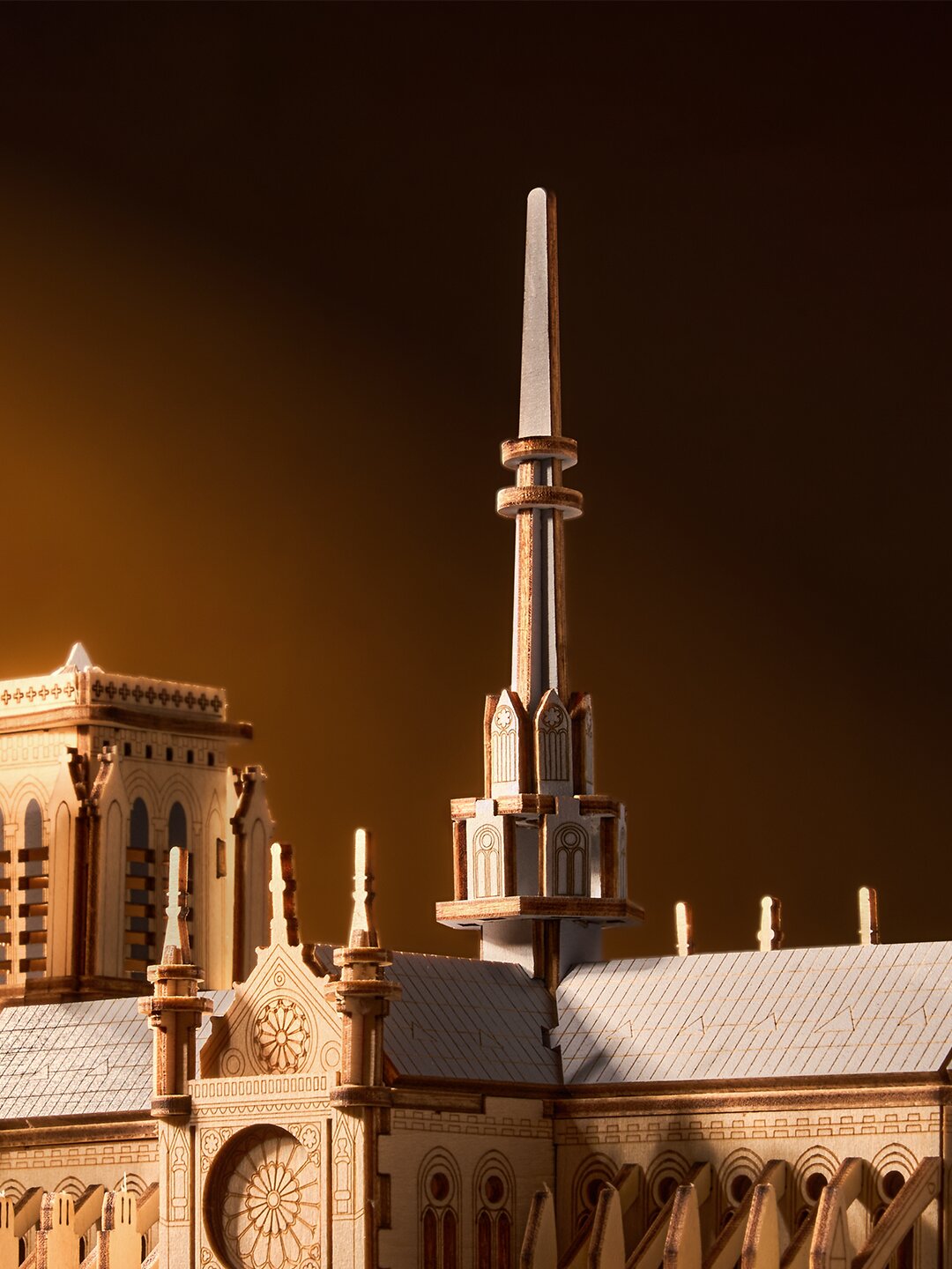 Maquete de Madeira Paris Cathedral 4