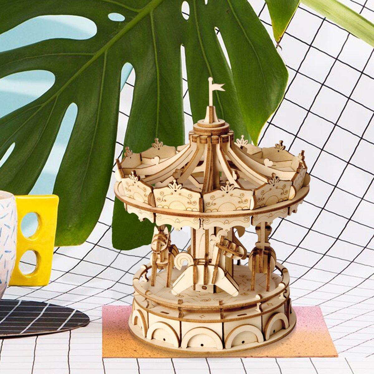 Maqueta De Madera Robotime Merry-Go-Around 4