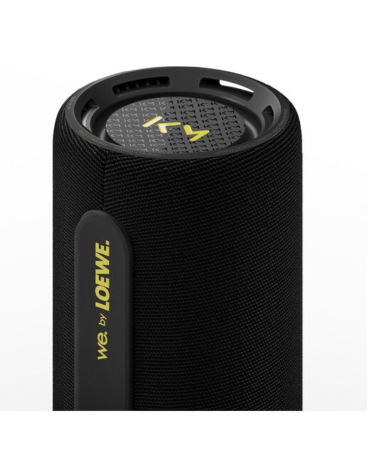 Altavoz portátil We. by LOEWE HEAR Pro Black, Edición Limitada Kylian Mbappé Negro-4