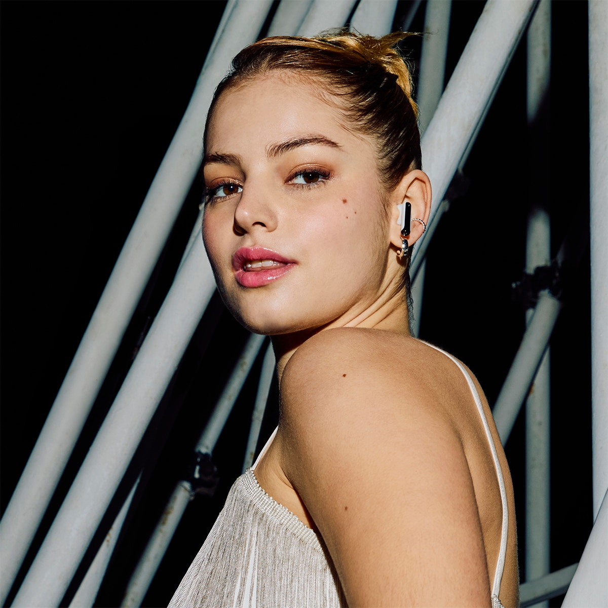 Auriculares True Wireless Energy Sistem StyleBuds Bluetooth, cancelación de ruido en micrófono, hasta 25h. autonomía y resistencia IPX4 - Blanco Blanco-8