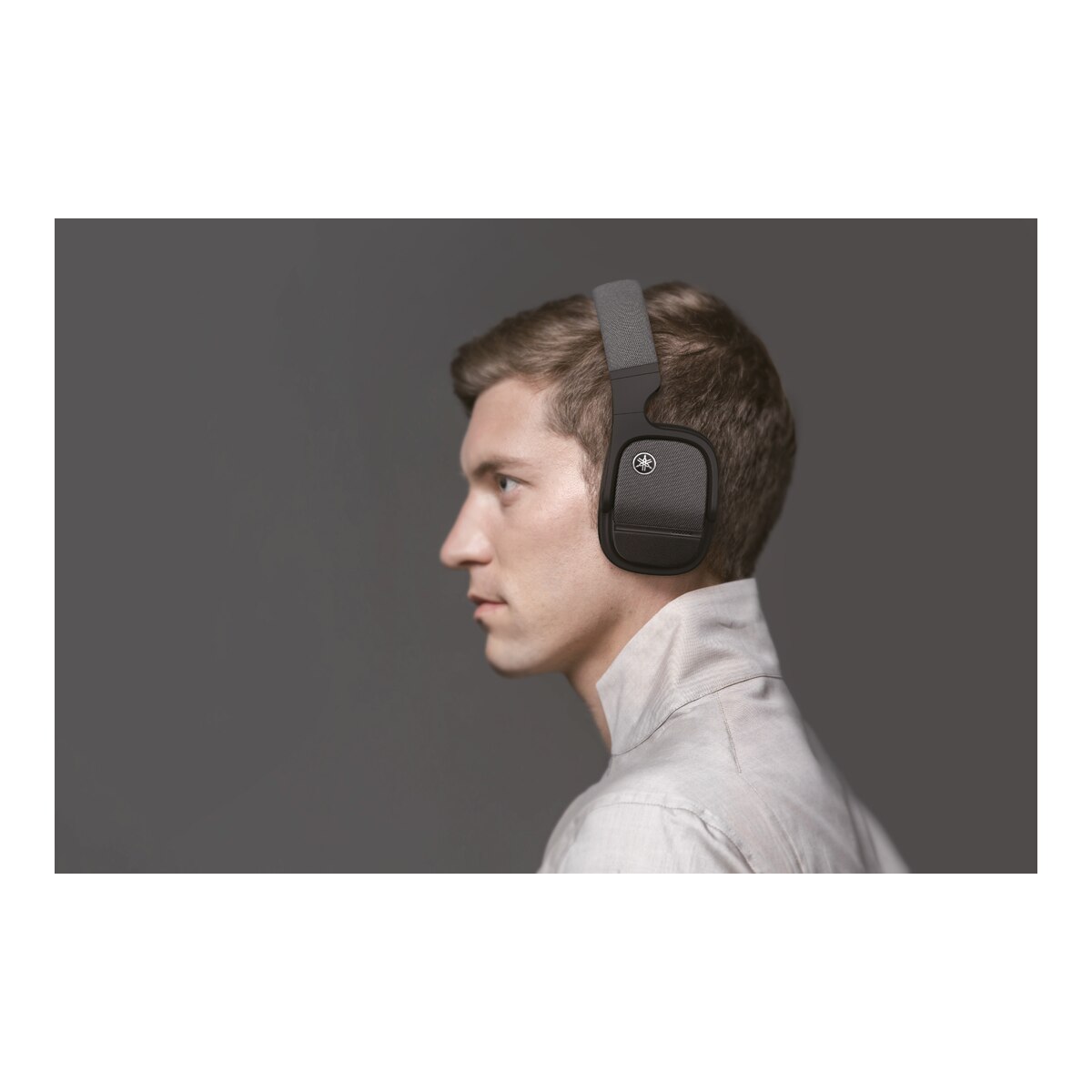 Auriculares de diadema Yamaha YH-L700 A Bluetooth, cancelación ruido 3D negros Negro-6