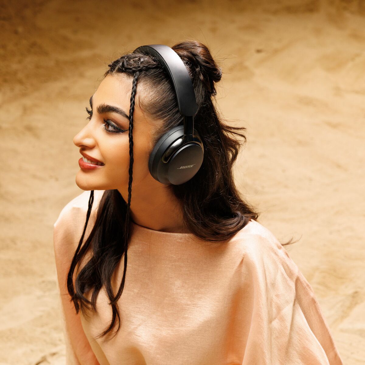 Auscultadores Bose QuietComfort Ultra (2ª Geração) com Cancelamento de Ruído, Sem Fios Preto-8