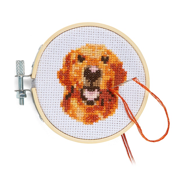 Kit de bordado mini con diseño de perro de Kikkerland