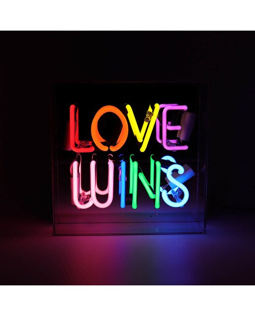 Letreiro Love Wins 2