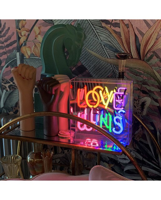 Letreiro Love Wins 5