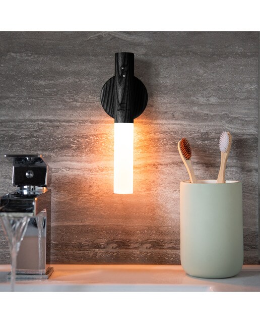 Luz Aplique em Madeira Desing - Preto 2