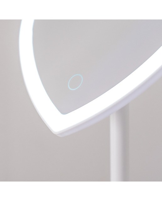 Espelho decorativo em forma de coração com fita LED 8