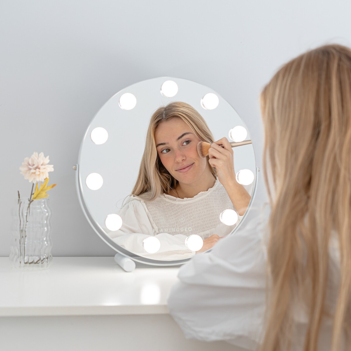 Espelho Flamingueo luzes LED circulares estilo Hollywood 11 lâmpadas 4