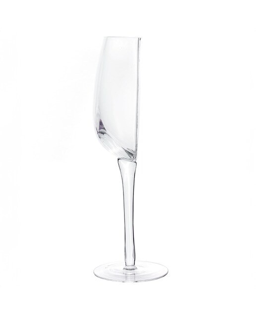 Meio Copo de Vinho Half Full 1